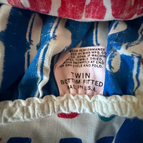 Vintage NFL Team Football Twin Fitted Bedsheet - Picture 2 of 4